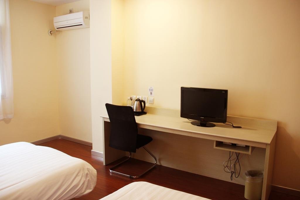 Шанграо: Hanting Express Shangrao Yushan Town Branch