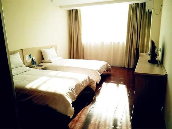 Куньмин: Hanting Hotel (Kunming Chenggong)