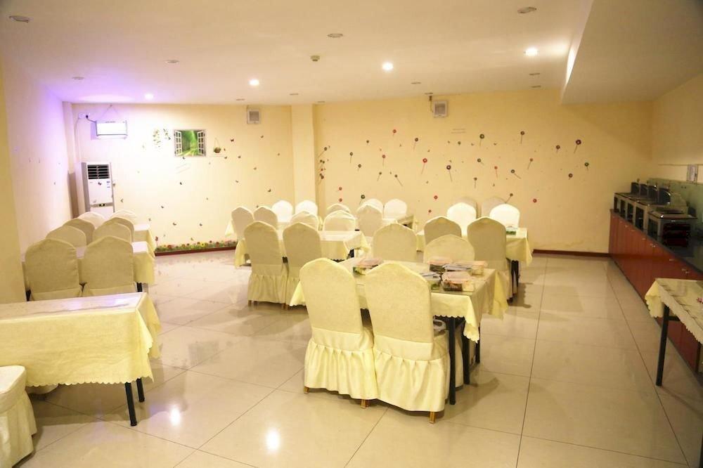 Нанкин: Hanting Express Nanjing Danfeng Street