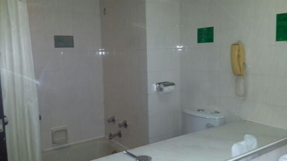 Гуйлинь: Hanting Hotel Fu Bo Shan Park Branch