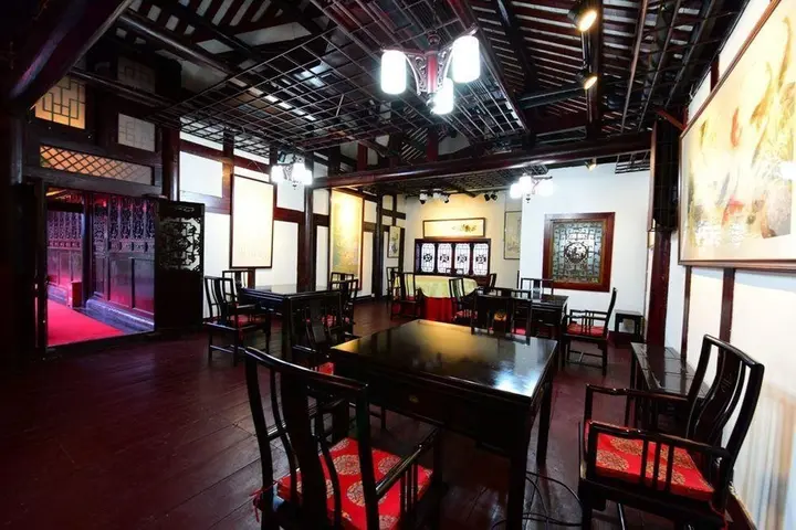 Лешан: Le Cheng Hotel
