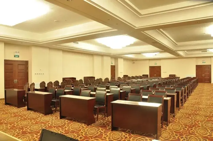 Яньцзи: Changbaisong Hotel