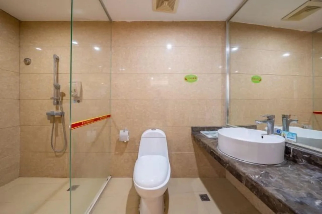 Бэйхай: Beihai Xilaifeng Seaview Hotel