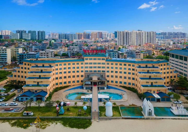 Бэйхай: Beihai Xilaifeng Seaview Hotel