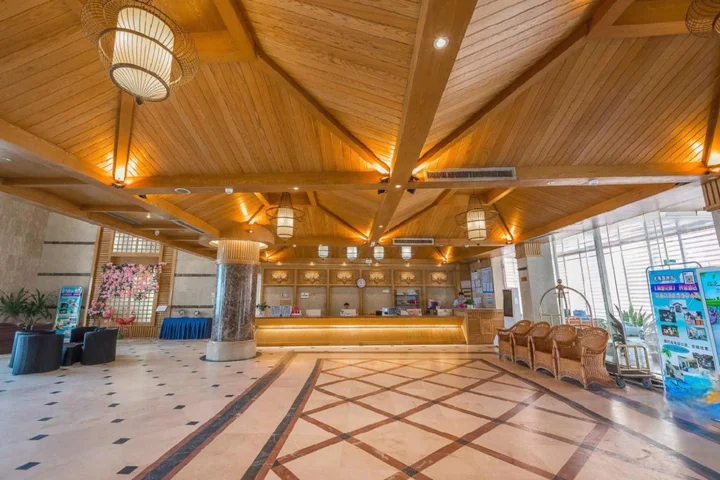 Бэйхай: Beihai Xilaifeng Seaview Hotel