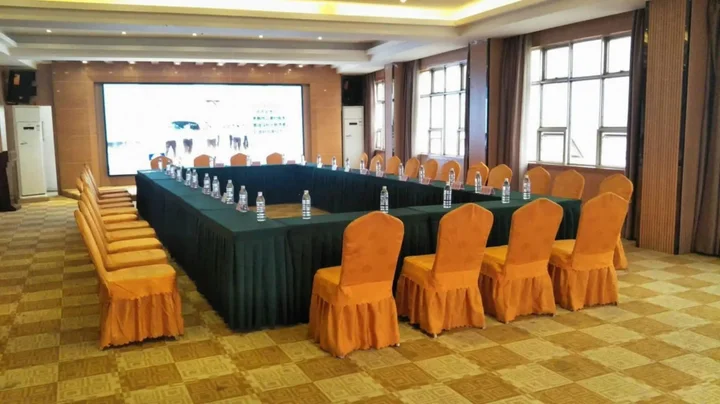 Бэйхай: Beihai Xilaifeng Seaview Hotel