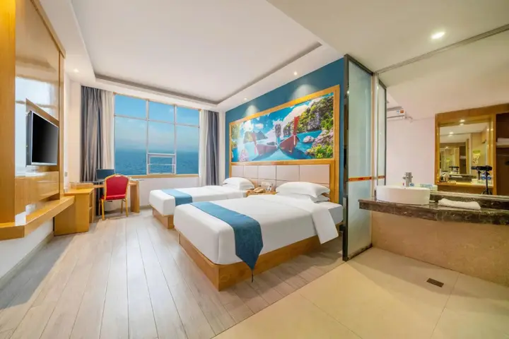Бэйхай: Beihai Xilaifeng Seaview Hotel