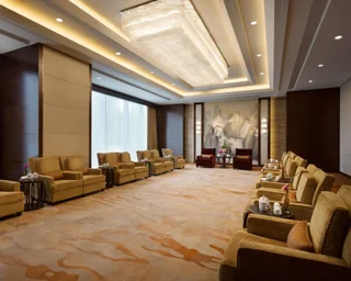 Хэфэй: Shangri-La Hefei
