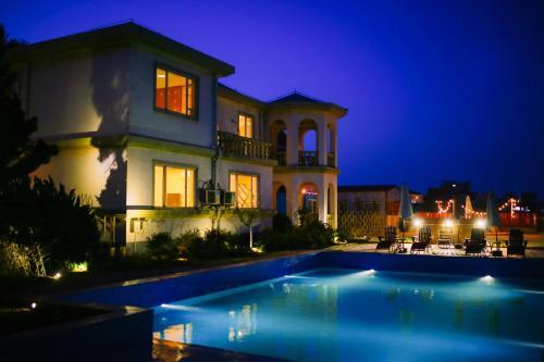 Циньхуандао: 23 ℃ Garden Hotel