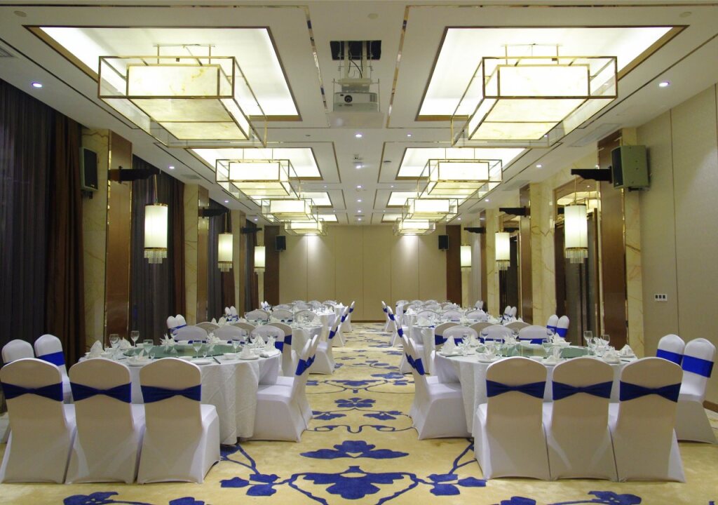 Синъи: Argyle Grand Hotel Xingyi