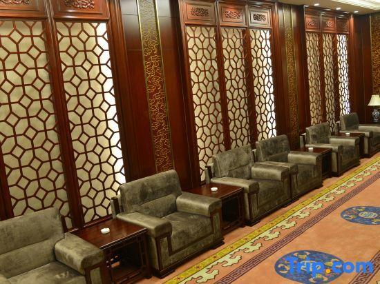 Цзиньчжун: Chong Ning Castle Hotel