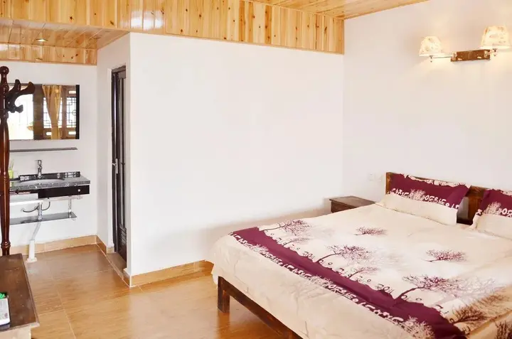 Дали: Tourist Courtyard Hotel
