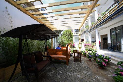 Дали: Jue Se Garden Theme Inn