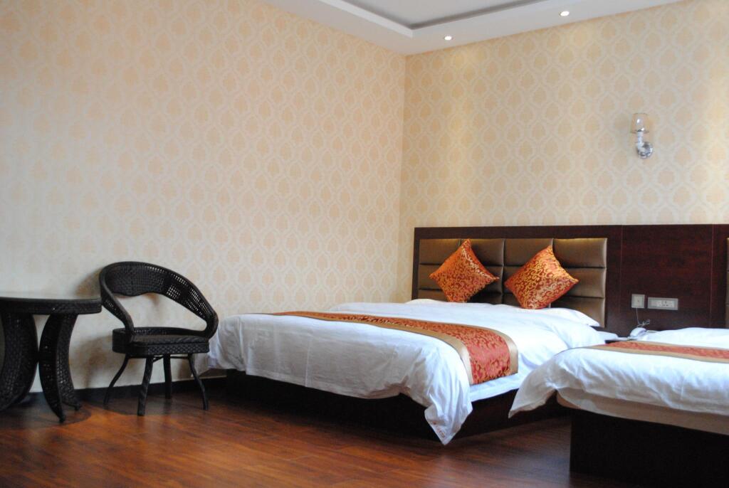 Сяньян: Qintian Business Hotel