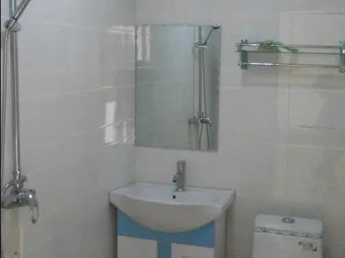 Вэйнань: Huashan Gehui Hotel