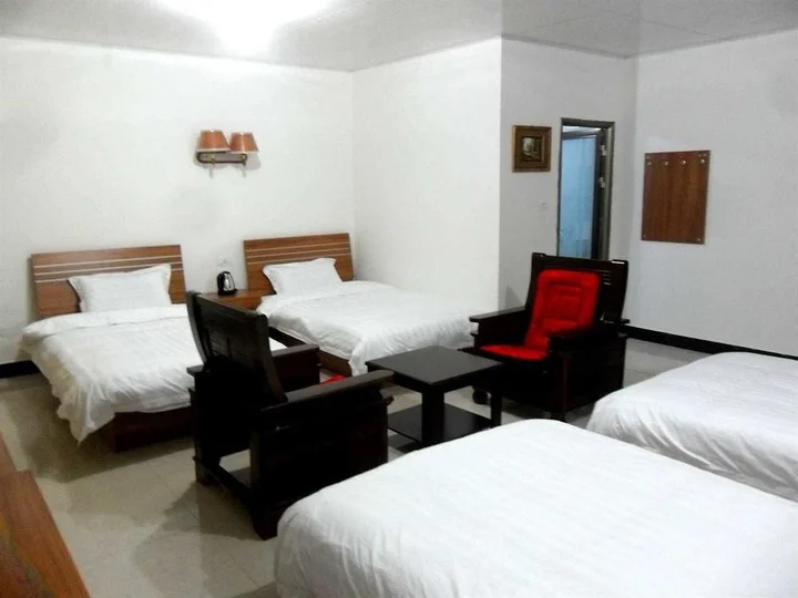 Вэйнань: Huashan Gehui Hotel