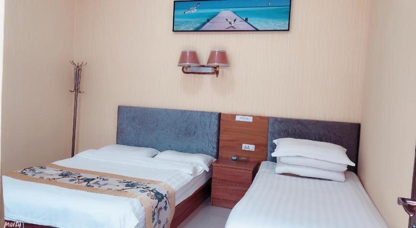 Вэйнань: Huashan Gehui Hotel