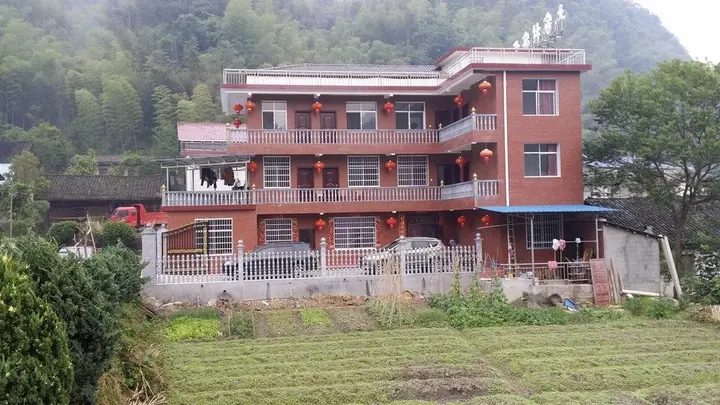 Чжанцзяцзе: Zhangjiajie Tujia men Theme Inn