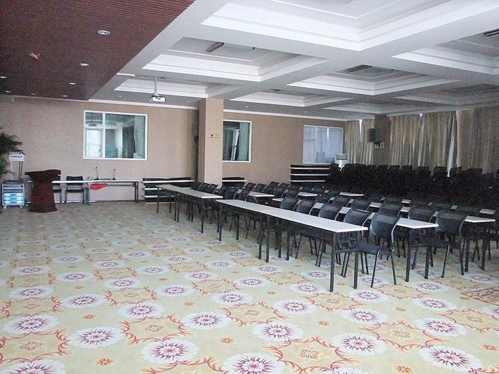 Хулун-Буир: Manzhouli Furunxing Hotel