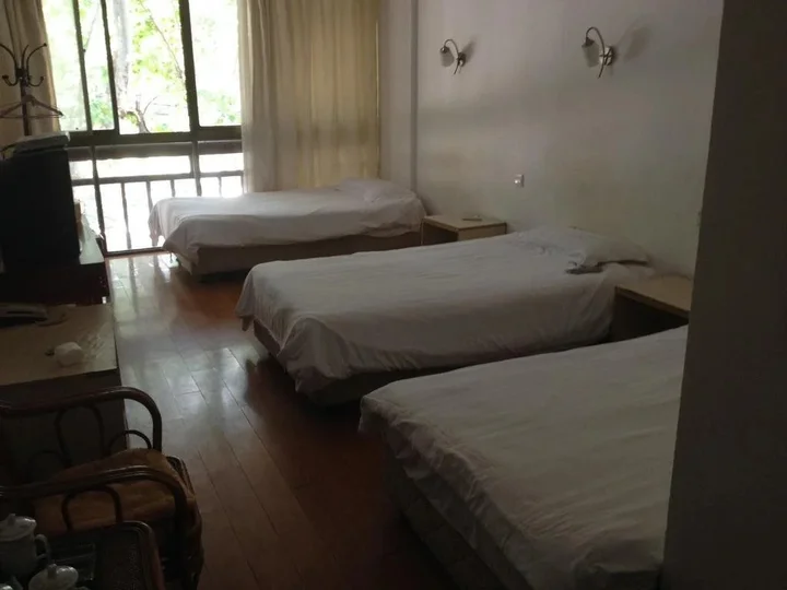 Хецзе: Ruixiang Hotel