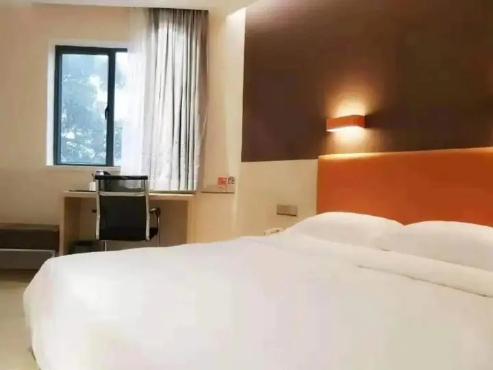 Сюйчжоу: 7Days Inn Xuzhou Normal University Yunlong Mountain
