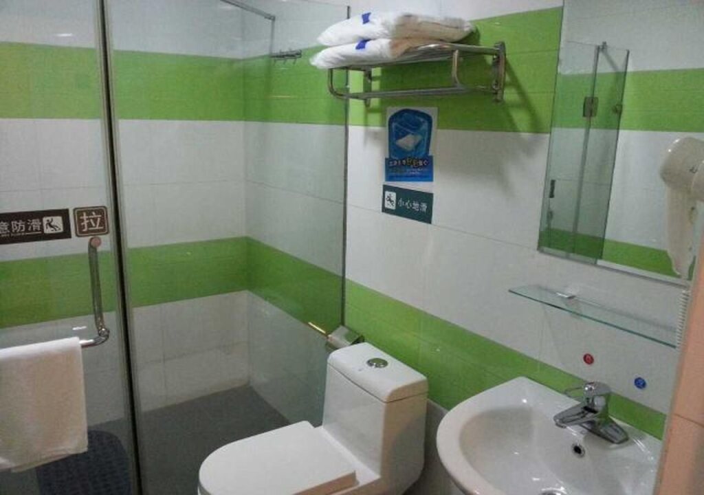 Фошань: 7Days Inn Foshan Thousands Light Lake Nangui Road Metro Station Branch