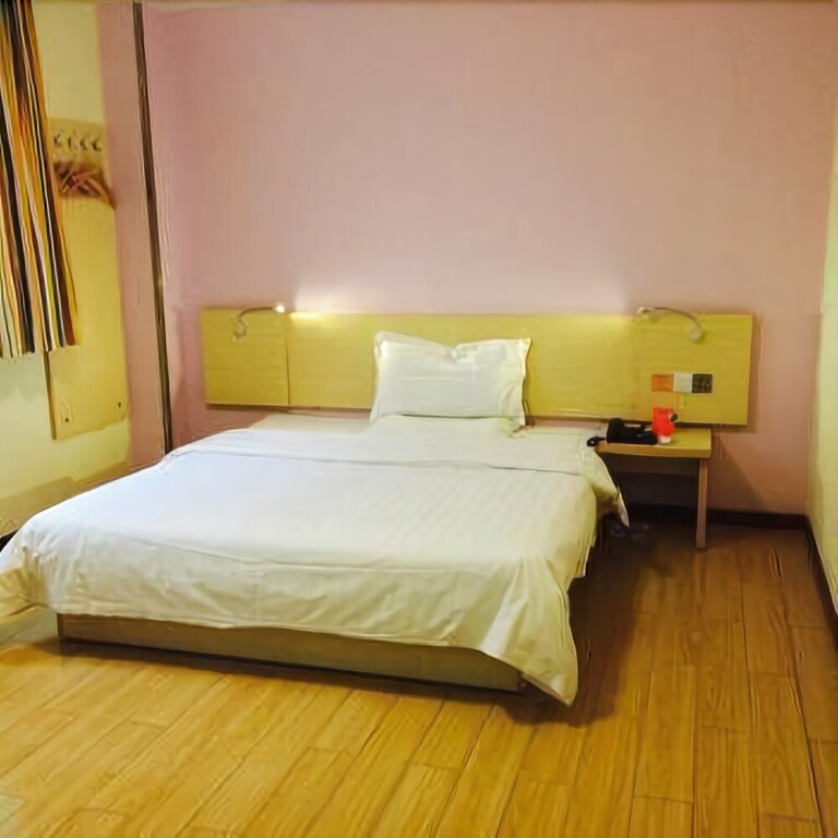 Ухань: 7 Days Inn Wuhan Jianghan Road Subway Station Branch