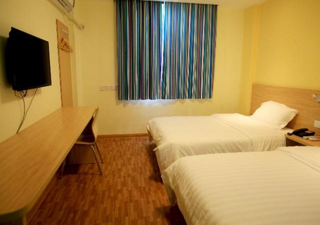Йиян: 7Days Inn Yiyang Wuyi West Road Pedestrian Street Branch
