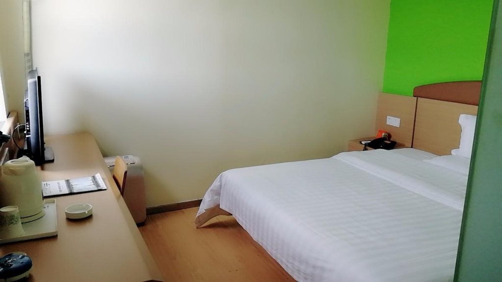 Сямынь: 7 Days Inn Xiamen Lotus Square Branch