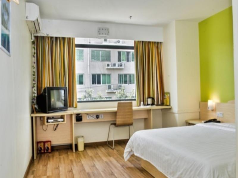 Лянфан: 7 Days Inn Langfang Bazhou Shengfang Branch