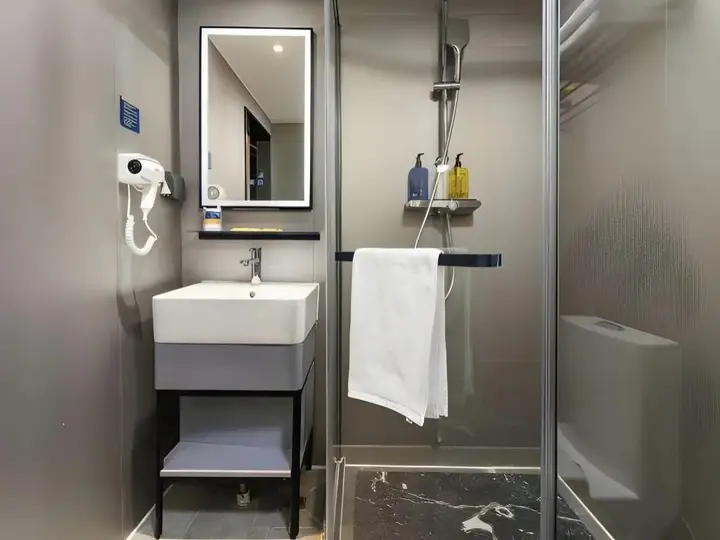 Куньмин: 7 Days Inn Kunming Railway Station Branch