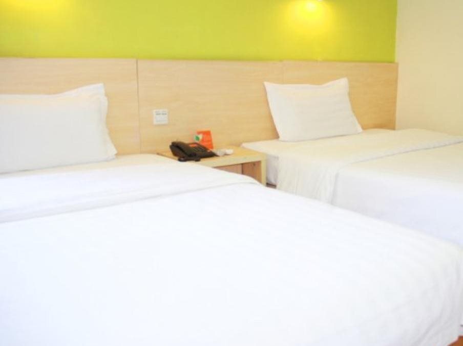 Ухань: 7days Inn Wuhan Qinnian Road Subway Station Hangkong Road