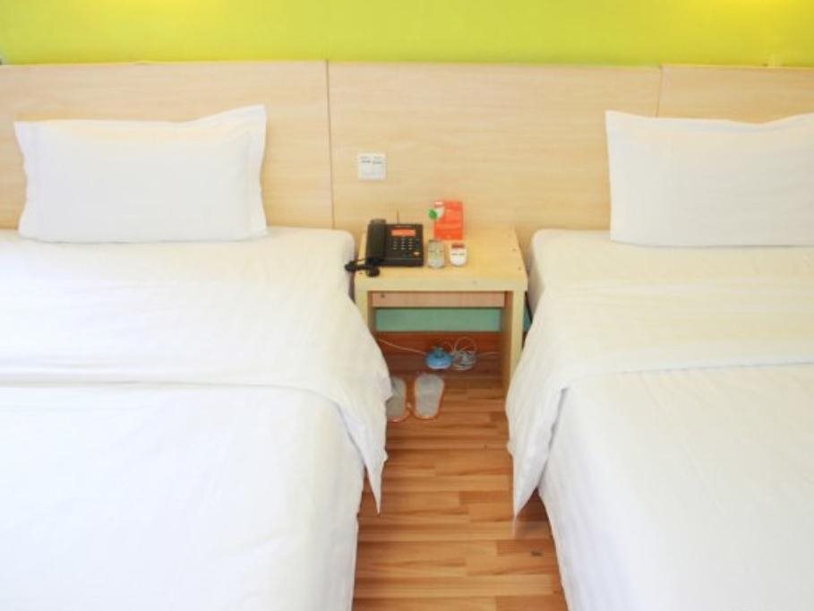 Ухань: 7days Inn Wuhan Qinnian Road Subway Station Hangkong Road