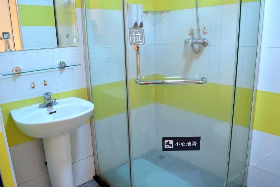 Хойчжоу: 7 Days Inn Huizhou Maidi Road Branch
