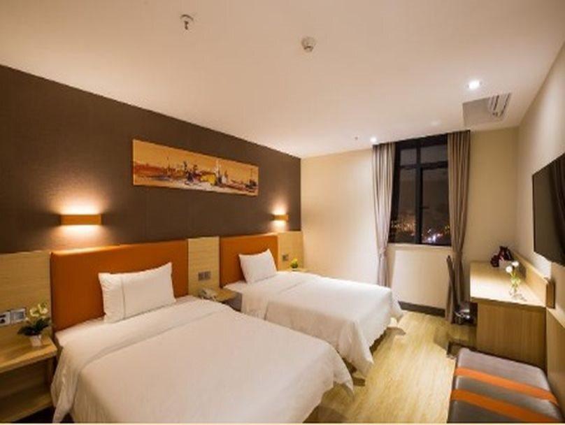 Гуйлинь: 7 Days Premium Hotel Guilin Seven Star International Convention And Exhibition Center Branch