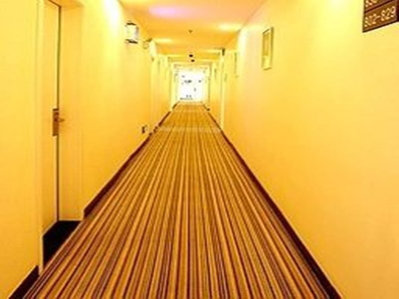 Фошань: 7Days Inn Foshan Tongji Bridge Tongji Road Subway Station