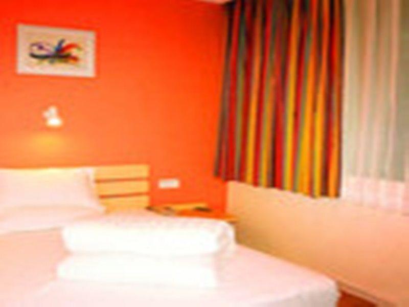 Фошань: 7Days Inn Foshan Tongji Bridge Tongji Road Subway Station