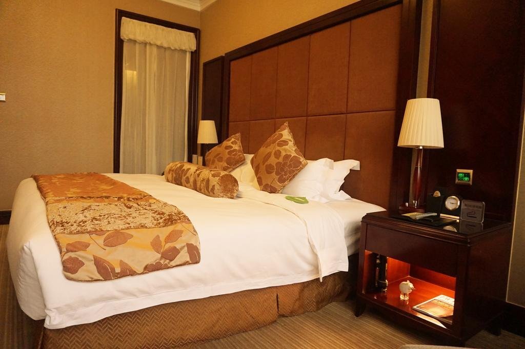 Инкоу: Hongyun Hotel