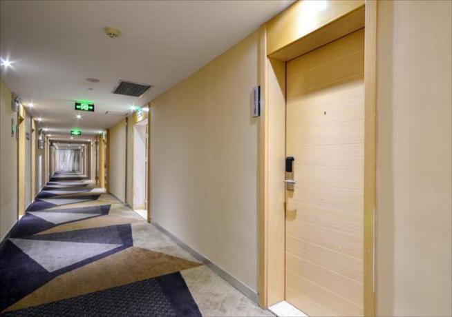 Эньши: City Comfort Inn Enshi Shizhou Avenue