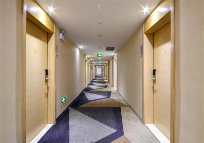 Эньши: City Comfort Inn Enshi Shizhou Avenue
