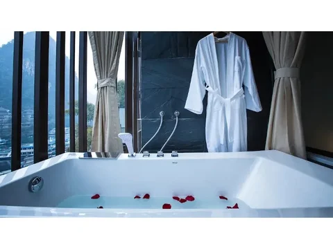 Яншо: Sea Lily Yangshuo Riverside Resort
