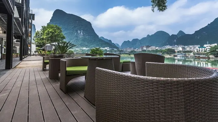 Яншо: Sea Lily Yangshuo Riverside Resort