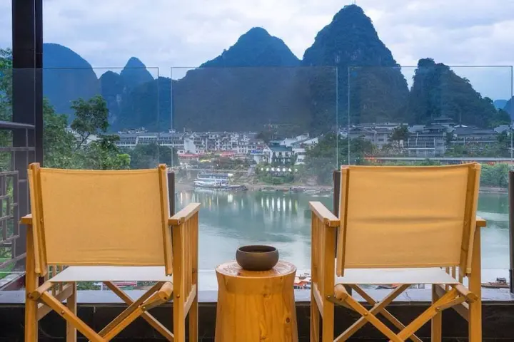 Яншо: Sea Lily Yangshuo Riverside Resort