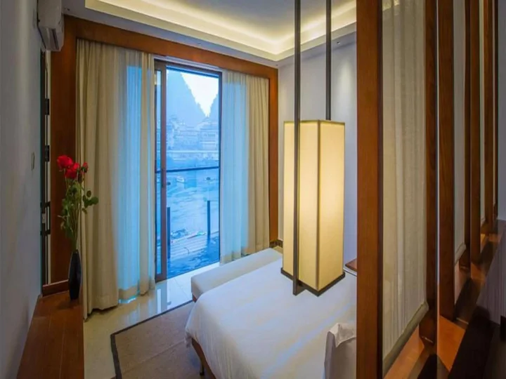 Яншо: Sea Lily Yangshuo Riverside Resort