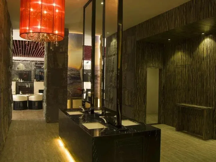 Цюнхай: Lori Star Hotel