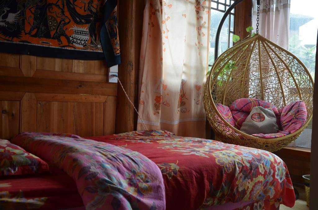 Леишан: Calabash Brothers' House