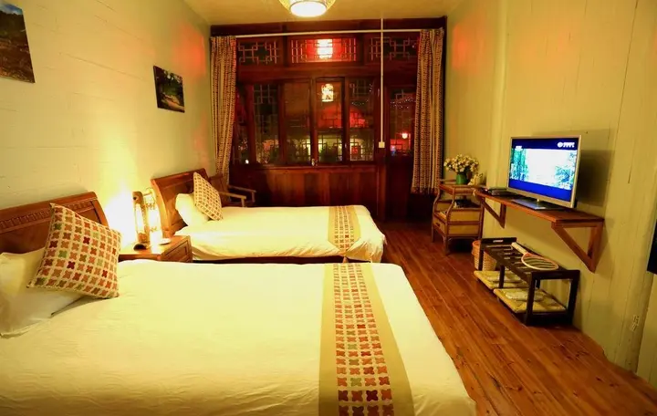 Баошань: Lianyi Xianting Inn