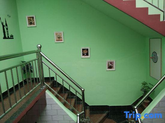 Вэйнань: Huashanyi Loft Youth Hostel