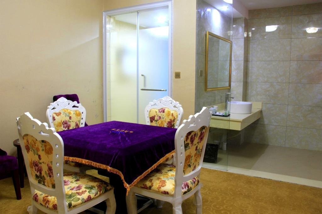Гуйлинь: Guilin Junlan Holiday Hotel