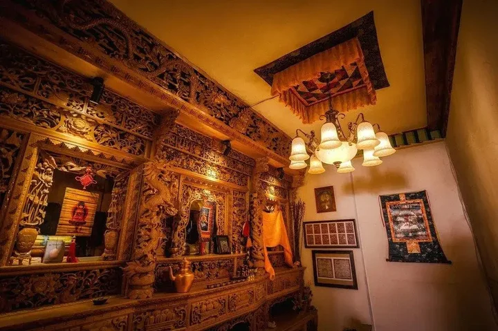 Шангри-Ла: Huksum House